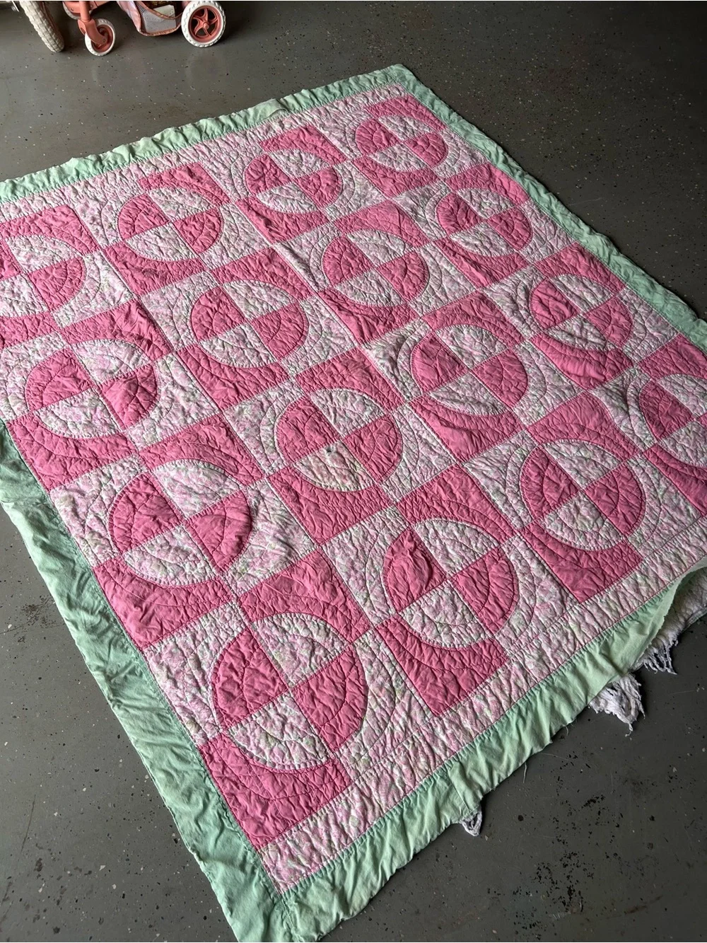 Pink Floral vintage handmade  Quilt - Home Bedding